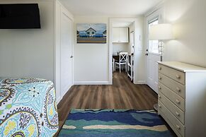 Truro Beach Cottages