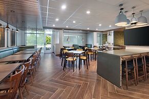 Fairfield Inn & Suites by Marriott Lexington East/I-75