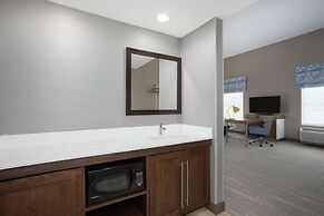 Hampton Inn & Suites Logan