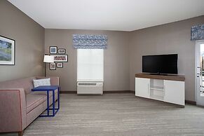 Hampton Inn & Suites Logan