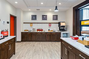 Hampton Inn & Suites Logan