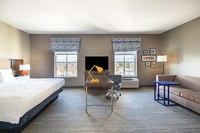 Hampton Inn & Suites Logan