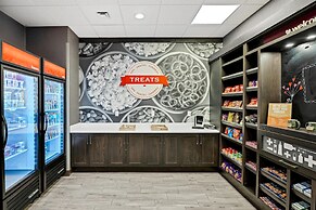 Hampton Inn & Suites Logan