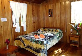 Cabañas Armonía y Jardín de Orquideas