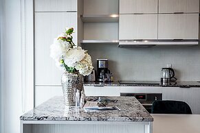 Altitude Suites Bay Street by Teristo Group