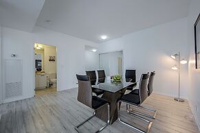 Altitude Suites Bay Street by Teristo Group