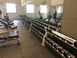 Altitude Suites Bay Street by Teristo Group