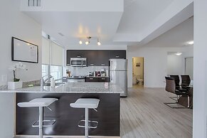 Altitude Suites Bay Street by Teristo Group