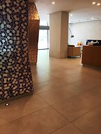 Altitude Suites Bay Street by Teristo Group