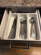 Altitude Suites Bay Street by Teristo Group