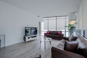 Altitude Suites Bay Street by Teristo Group