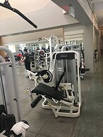 Altitude Suites Bay Street by Teristo Group