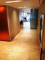 Altitude Suites Bay Street by Teristo Group