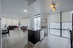 Altitude Suites Bay Street by Teristo Group