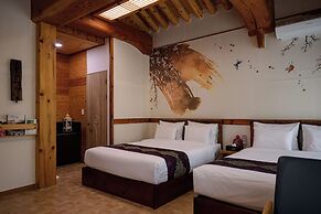 Jeonju Wangyijimil Hanok Hotel