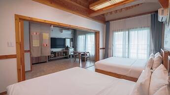 Jeonju Wangyijimil Hanok Hotel