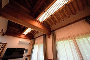 Jeonju Wangyijimil Hanok Hotel