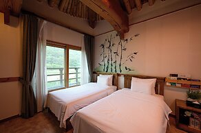 Jeonju Wangyijimil Hanok Hotel