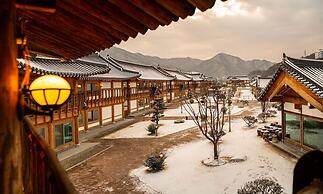 Jeonju Wangyijimil Hanok Hotel