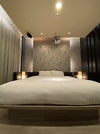 HOTEL OASIS - Adults Only