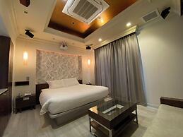 HOTEL OASIS - Adults Only