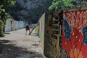 Chill Out Bar and Bungalows