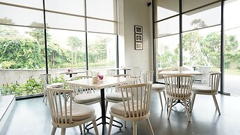 Veranda Serviced Residence Puri