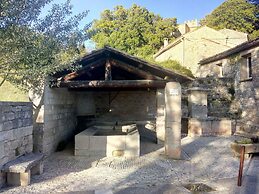 Les Chambres d'Adeline B&B