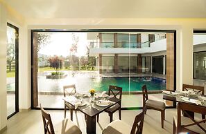 Saint Simeon Resort & Spa