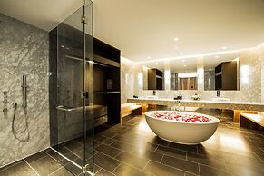 Saint Simeon Resort & Spa