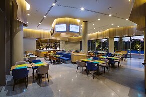 Modena by Fraser Buriram