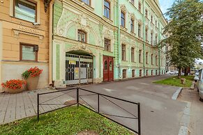 Spb2Day Bolshaya Morskaya 56