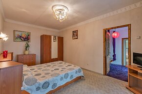 Spb2Day Bolshaya Morskaya 56