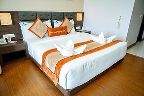 Hotel Mansha Regency