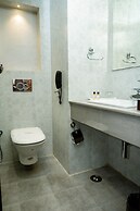 Hotel Mansha Regency