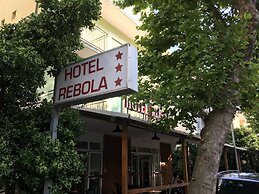 Hotel Rebola