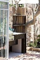 Executive Rental Style House