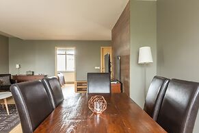 Acco Town Square Apartments