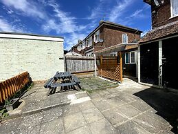 Huku Kwetu - Exton House