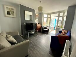 Huku Kwetu - Exton House