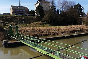Sportboote Bornheim