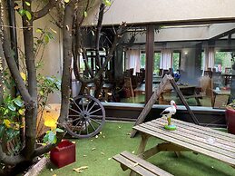 Enzo Amneville Saint Eloy By Kyriad Direct