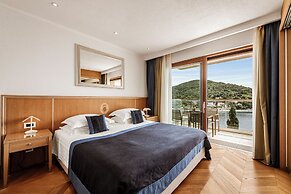 Villa Malo More