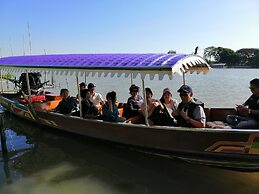 Lom Choi Home Stay Ayutthaya - Hostel