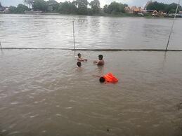 Lom Choi Home Stay Ayutthaya - Hostel