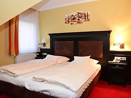 Amadis Hotel
