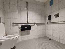 U Street Capsule Hostel