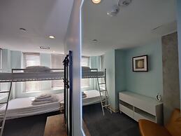 U Street Capsule Hostel
