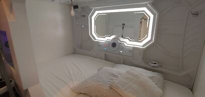 U Street Capsule Hostel