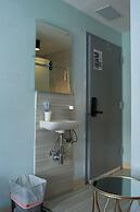 U Street Capsule Hostel